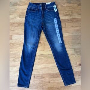 NWT Old Navy Dark Blue Women's Skinny Jeans